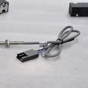 Proximity Switch 10-30VDC-UG08-DAA5-35A